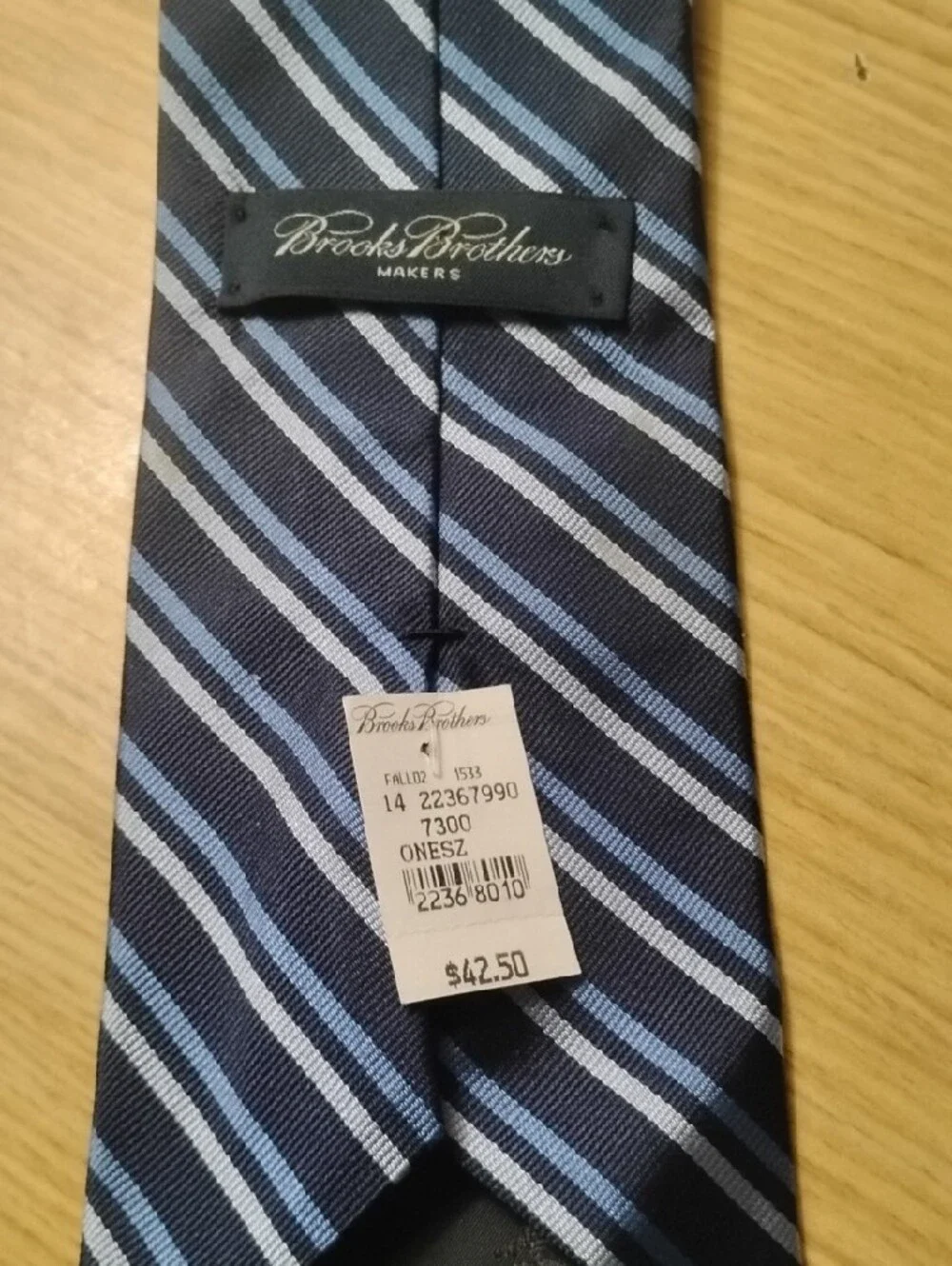 Brooks Brothers Navy and Light Blue Diagonal Stripe Tie